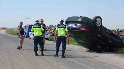 Kilis'te Otomobil Takla Attı: 5 Yaralı