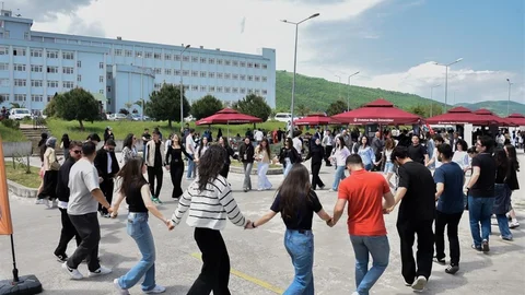Bahar Şenliği Coşkusu Samsun'da Başladı