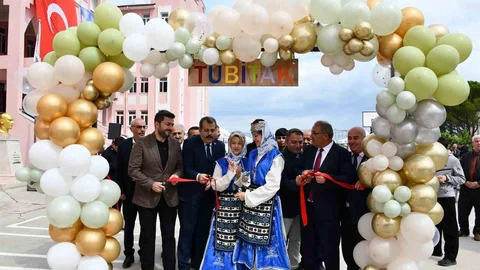 Vezirköprü'de Bilim Fuarı Açıldı