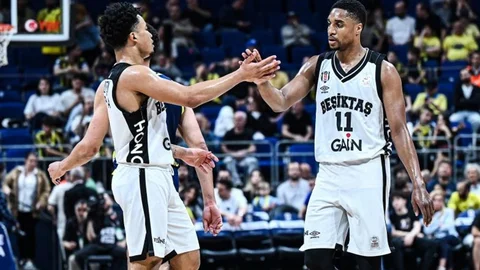 Fenerbahçe, Beşiktaş'a Mağlup Oldu