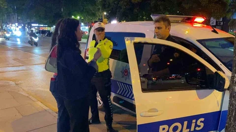 Bursa'da Bankamatikte Bulunan Para Teslim Edildi