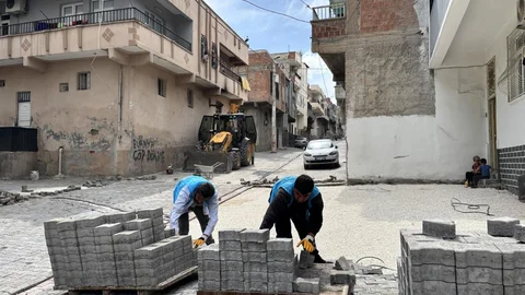 Eyyübiye'de Yol Çalışmaları Hızla Devam Ediyor