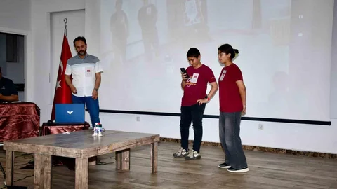 Silifke'de Robot Dans Şenliği Gerçekleşti