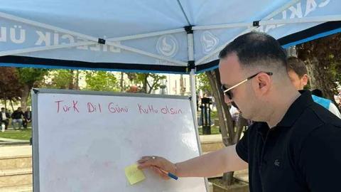 Bilecik'te Türk Dil Bayramı Etkinliği Düzenlendi