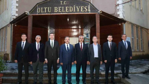 Recai Akyel Erzurum'da Ziyaretlerde Bulundu