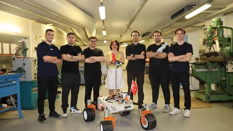 Gençlerden Yerli ve Milli Bomba İmha Robotu
