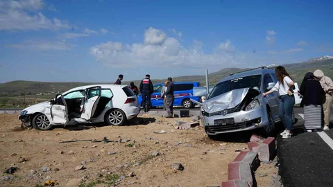 Niğde'de Trafik Kazası: 7 Yaralı