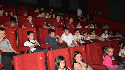 Babadağ'da Sinema Etkinliği Düzenlendi