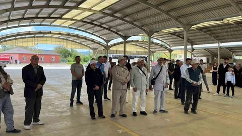 Hisarcık'tan Hacı Adayları Uğurlandı