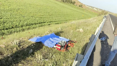 Mardin'de Kamyon Motosiklet Çarpıştı
