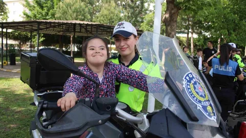 Polisler Özel Çocuklarla Bir Araya Geldi