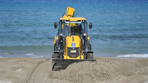 Kadınlar Denizi Plajı Yaz Sezonuna Hazırlanıyor