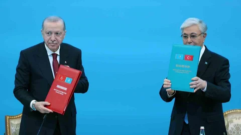 Türkiye-Kazakistan Arasında 13 Anlaşma İmzalandı