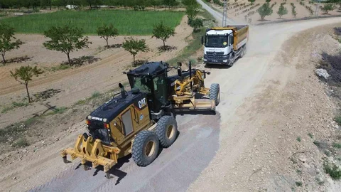 Battalgazi'de Yol Düzenleme Çalışmaları Devam Ediyor