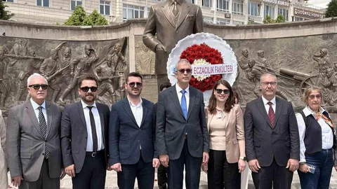 Eczacılar Sağlık Sisteminin Temel Taşıdır