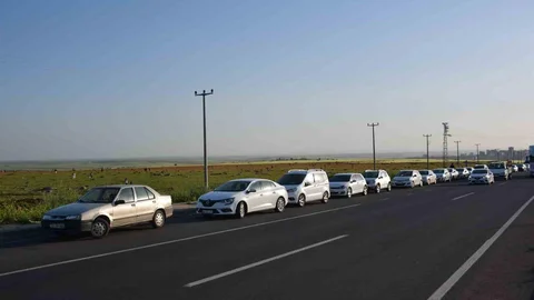 Siverek'te Gelincik Tarlaları Yoğun İlgi Görüyor
