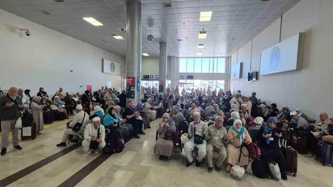 Samsun'da Hacı Adayları Uğurlanıyor