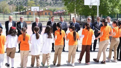 Erzincan'da Öğrencilerin Bilim Fuarı