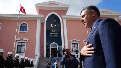İçişleri Bakanı Çiftçi Erzurum'da Toplantı Yaptı