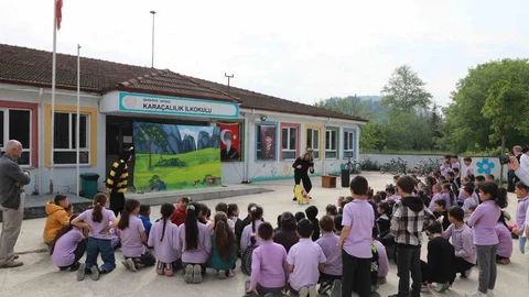 Akyazı’da 5 Bin Öğrenci Tiyatro ile Buluşuyor
