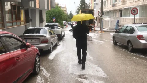 Isparta'da Sağanak Yağış Etkili Oldu