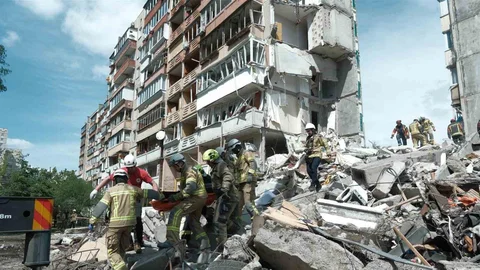 Kiev'de Rusya'nın Saldırısında Can Kaybı 8 Oldu