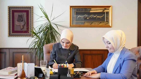 Aile Bakanı Göktaş'tan Kurban Bağışı