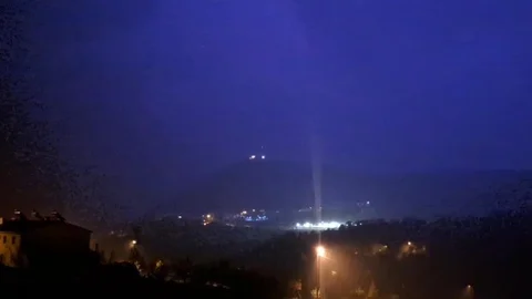 Pülümür'de Şimşekler Geceyi Aydınlattı