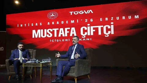 Bakan Çiftçi Erzurum'da TÜGVA Programında