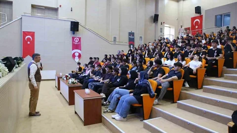 HBB Öğrencileri Destekliyor
