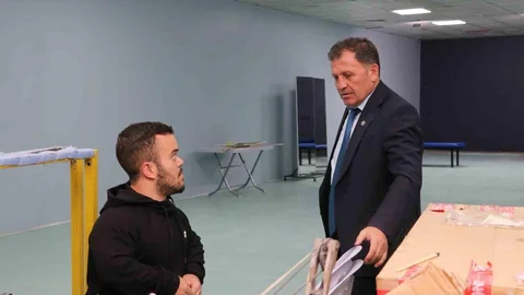 Kayseri'de Paralimpik Halter Antrenman Salonu İncelemesi