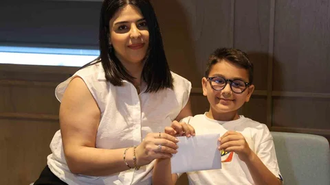 Yunanistan'daki Donörle Tanışma İsteği