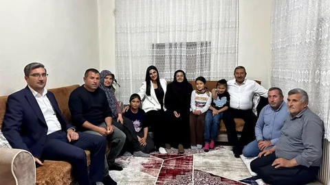 Minik Öğrencinin Başkan Ziyareti