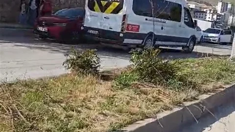 Elazığ'da Öğrenci Servisi Ters Yolda Gitti