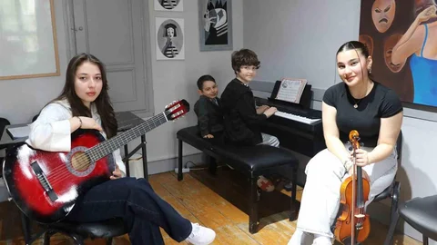 Okul Saldırıları Gençlere Sanat Yolu Açtı