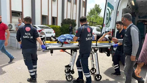 Genç Kız Traktör Tekerinin Altında Kaldı