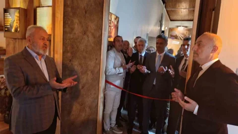Çaycuma'da Ahşap Kütüphane Açıldı