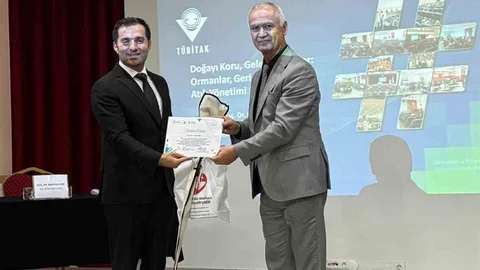 İmam Hatip Kız Okulunda Bilim Söyleşisi Yapıldı