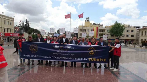 Kilis’te Aile Günü Yürüyüşü Gerçekleştirildi