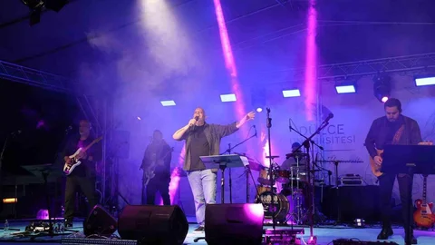 Düzce'de Renkli Festival Coşkusu