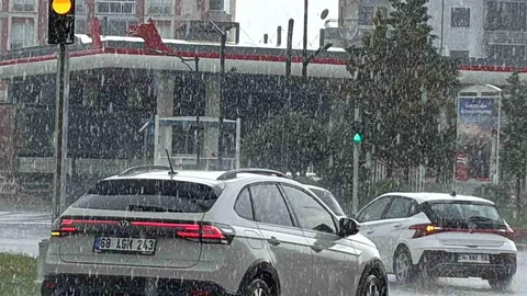 Aksaray'da Şiddetli Yağışlar Etkili Oldu