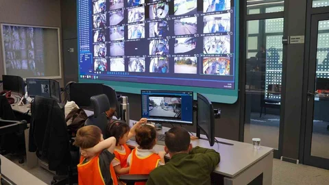 Minikler Kocaeli'de Trafik Güvenliğini Öğrendi