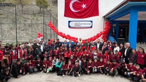 Şehit Eren Kızıldağ’ın Adana'daki Okula Verilmesi
