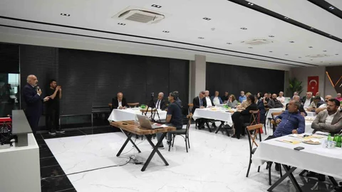 Diyarbakır Tekstil Sektörü Geleceği Tartışıldı