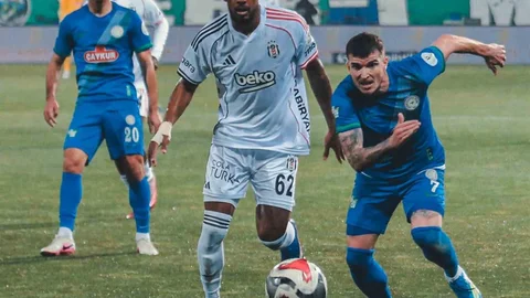 Çaykur Rizespor, Beşiktaş'ı 2-0 Önde Tamamladı