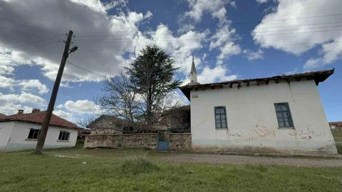 Eskişehir'de 143 Yıllık Cami Yeniden Faaliyete Geçmeyi Bekliyor