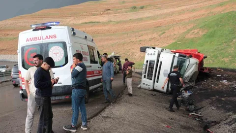 Cizre'de Yol Kapama Eylemi