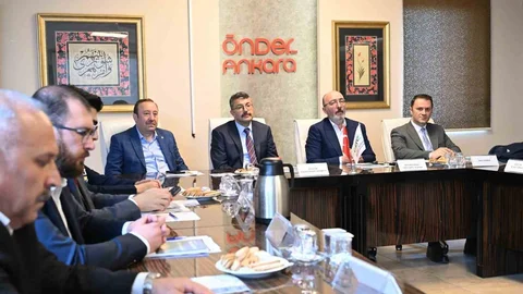 Sosyal Medya ve Aile Çalıştayı Ankara'da Yapıldı