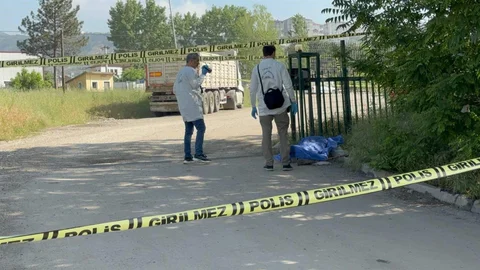 Karabük'te Sokakta Ölü Bulundu