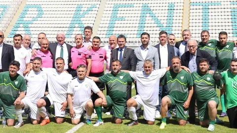 Osmangazi'de Balkan Master Futbol Turnuvası